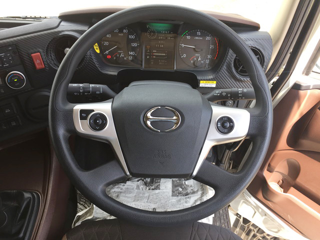 日野プロフィアアルミウイング大型（10t）[写真35]