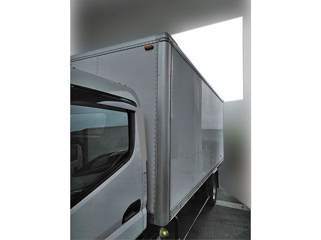 三菱ふそうキャンターパネルバン小型（2t・3t）[写真17]