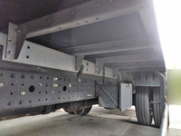 三菱ふそうキャンターパネルバン小型（2t・3t）[写真21]