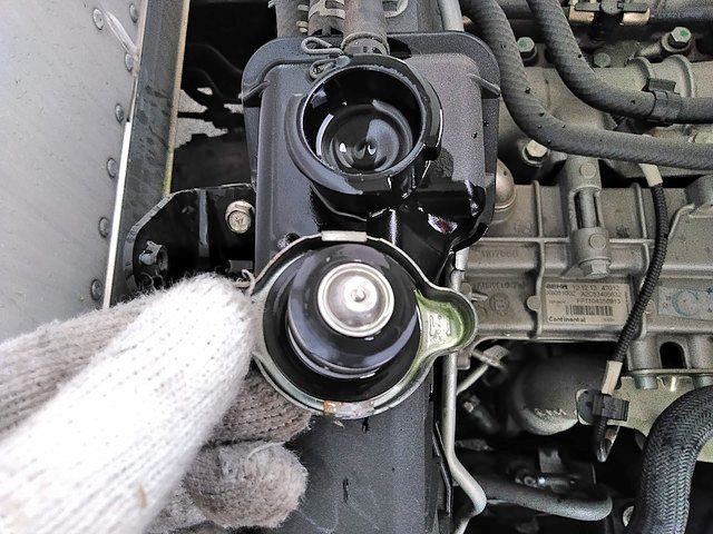 三菱ふそうキャンターパネルバン小型（2t・3t）[写真29]