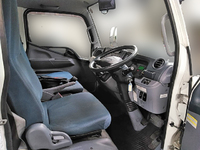 三菱ふそうキャンターパネルバン小型（2t・3t）[写真32]