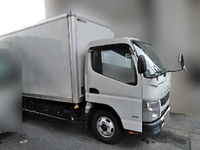 三菱ふそうキャンターパネルバン小型（2t・3t）[写真03]