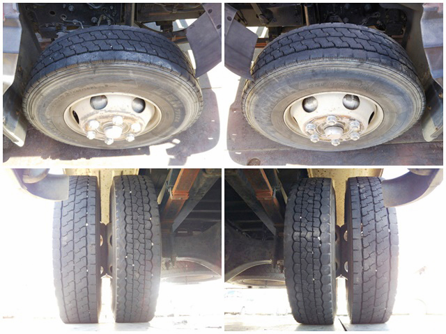 いすゞフォワードユニック3段中型（4t）[写真23]