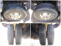 いすゞフォワードユニック3段中型（4t）[写真23]