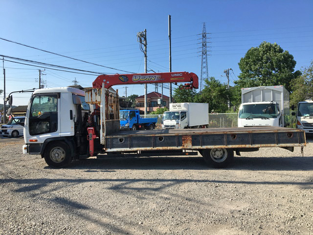 いすゞフォワードユニック3段中型（4t）[写真07]