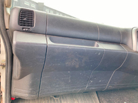 日野レンジャー平ボディ中型（4t）[写真29]