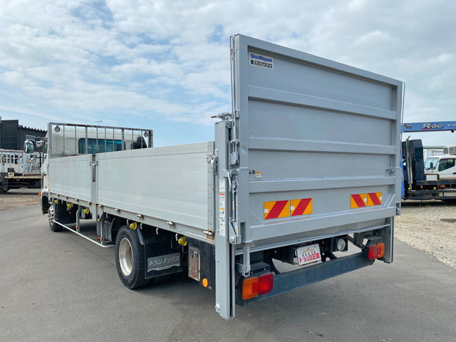 日野レンジャー平ボディ中型（4t）[写真04]