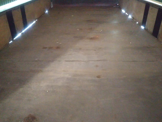 三菱ふそうキャンター幌ウイング小型（2t・3t）[写真10]