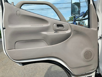 日野デュトロセーフティローダー小型（2t・3t）[写真29]