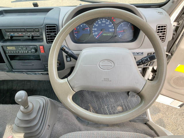 日野デュトロセーフティローダー小型（2t・3t）[写真34]