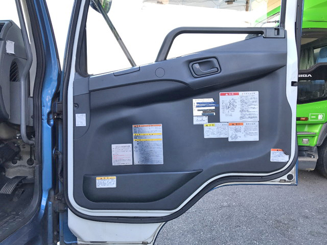三菱ふそうファイター深ダンプ（土砂禁ダンプ）増トン（6t・8t）[写真32]