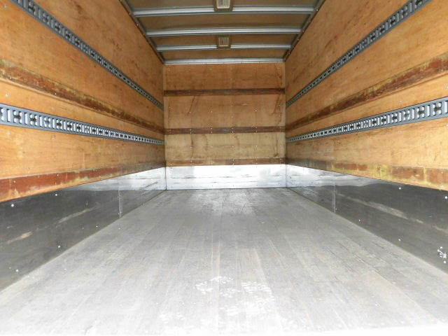 日野デュトロアルミバン小型（2t・3t）[写真10]