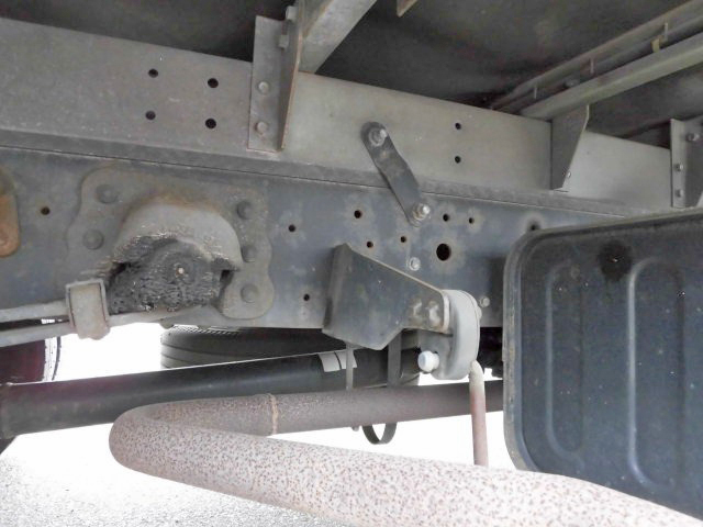 日野デュトロアルミバン小型（2t・3t）[写真12]