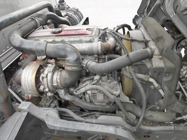 日野デュトロアルミバン小型（2t・3t）[写真16]