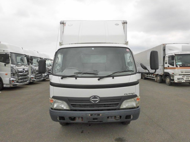 日野デュトロアルミバン小型（2t・3t）[写真06]