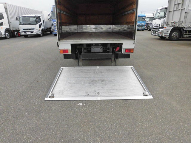 日野デュトロアルミバン小型（2t・3t）[写真08]