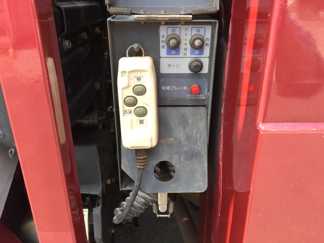 三菱ふそうスーパーグレートセルフローダー大型（10t）[写真14]