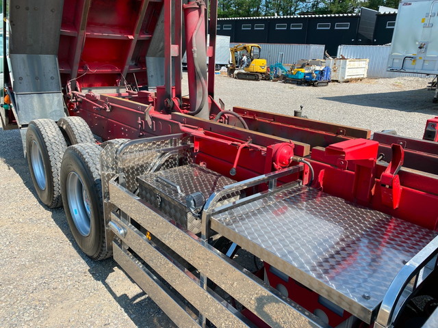 日野プロフィアダンプ大型（10t）[写真12]