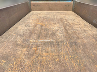 いすゞエルフダンプ小型（2t・3t）[写真09]