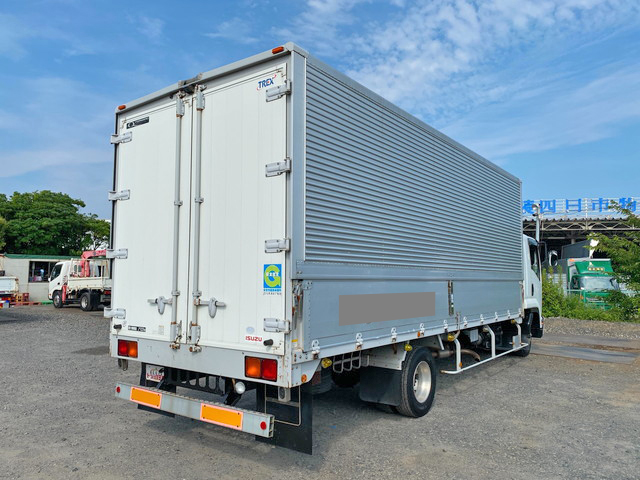 いすゞフォワードアルミウイング中型（4t）[写真02]