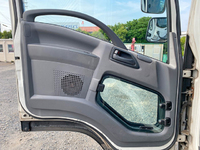 いすゞフォワードアルミウイング中型（4t）[写真26]