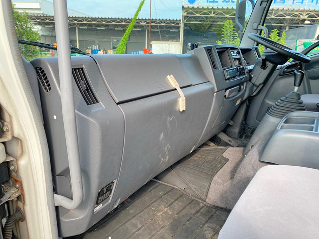 いすゞフォワードアルミウイング中型（4t）[写真29]