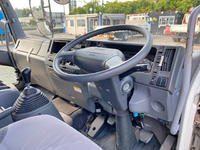 いすゞフォワードアルミウイング中型（4t）[写真31]