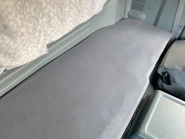 いすゞフォワードアルミウイング中型（4t）[写真32]