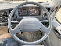 いすゞフォワードアルミウイング中型（4t）[写真34]