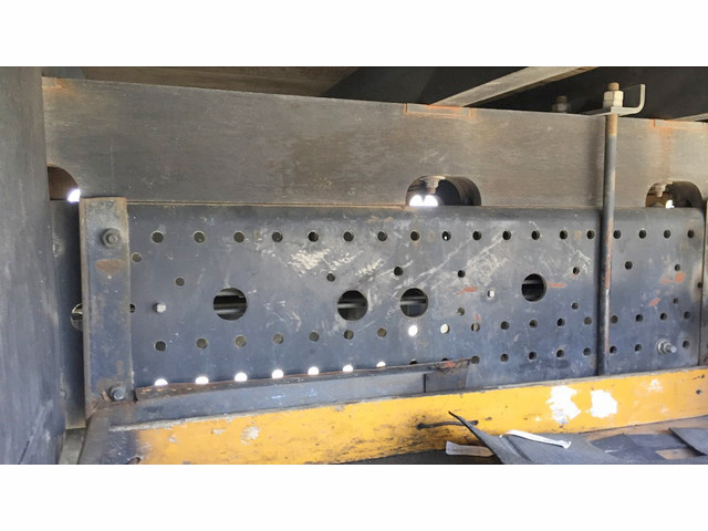 いすゞフォワードクレーン4段中型（4t）[写真26]