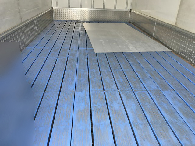 三菱ふそうキャンター冷凍車（冷蔵車）小型（2t・3t）[写真11]