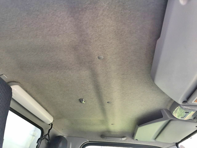 三菱ふそうキャンター冷凍車（冷蔵車）小型（2t・3t）[写真28]