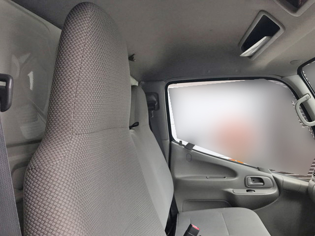 トヨタダイナパネルバン小型（2t・3t）[写真30]