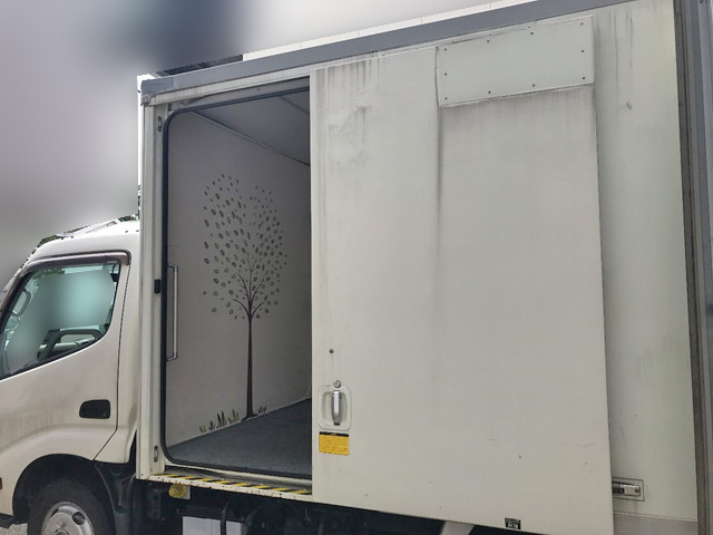 トヨタダイナパネルバン小型（2t・3t）[写真06]