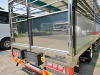 三菱ふそうファイター家畜運搬車増トン（6t・8t）[写真10]