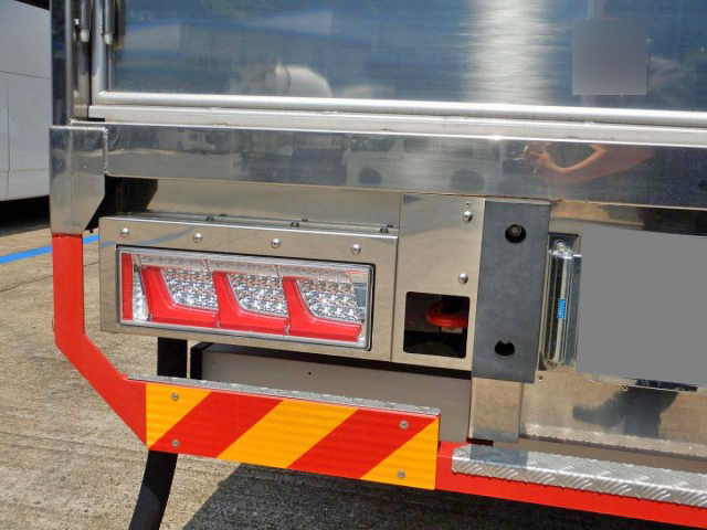 三菱ふそうファイター家畜運搬車増トン（6t・8t）[写真13]