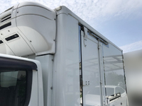 三菱ふそうキャンター冷凍車（冷蔵車）小型（2t・3t）[写真04]