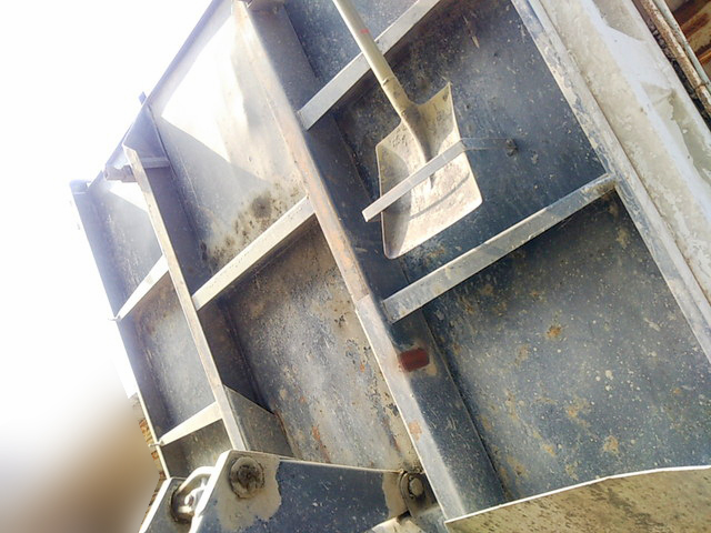 日野レンジャーダンプ中型（4t）[写真12]