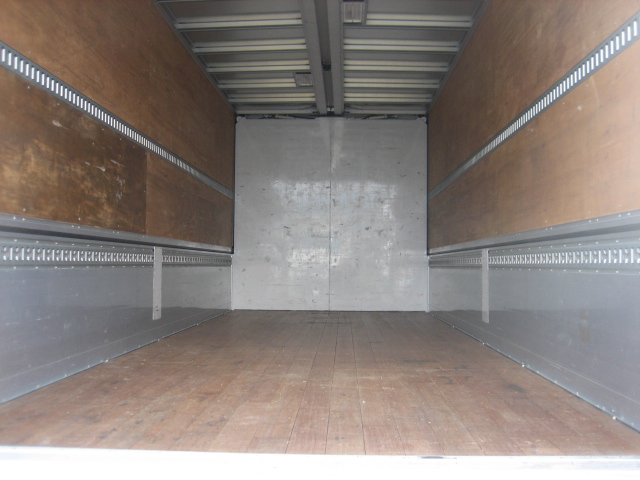 日野レンジャーアルミウイング中型（4t）[写真11]