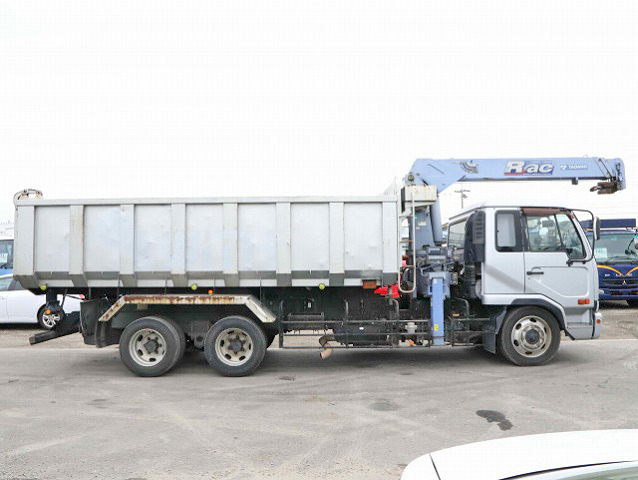 UDトラックスコンドル深ダンプ（土砂禁ダンプ）増トン（6t・8t）[写真07]