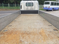 いすゞエルフアルミブロック小型（2t・3t）[写真10]