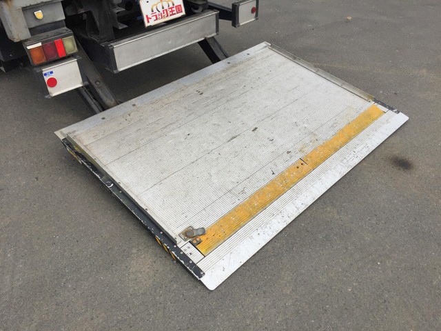 いすゞエルフアルミブロック小型（2t・3t）[写真14]