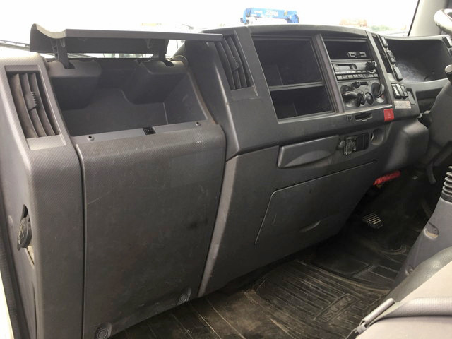 いすゞエルフアルミブロック小型（2t・3t）[写真33]