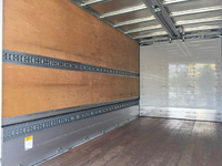 三菱ふそうキャンターアルミウイング小型（2t・3t）[写真11]