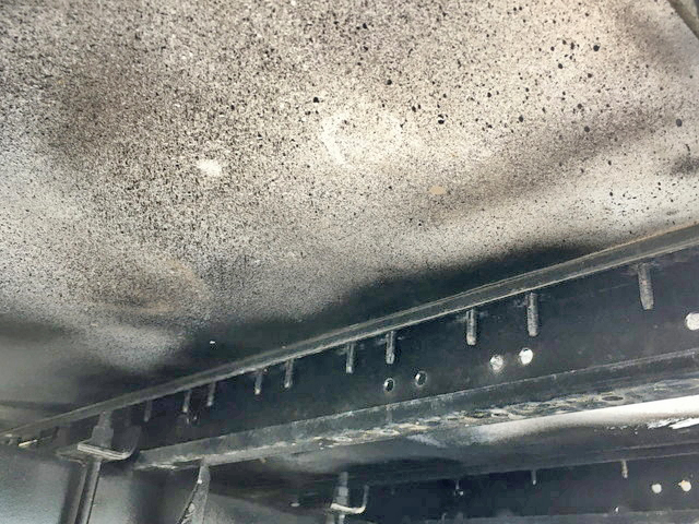 三菱ふそうキャンターアルミウイング小型（2t・3t）[写真23]