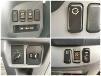 三菱ふそうキャンターアルミウイング小型（2t・3t）[写真38]