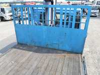 UDトラックスコンドルクレーン5段増トン（6t・8t）[写真13]