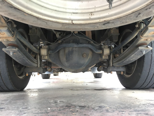 日野デュトロ平ボディ小型（2t・3t）[写真23]