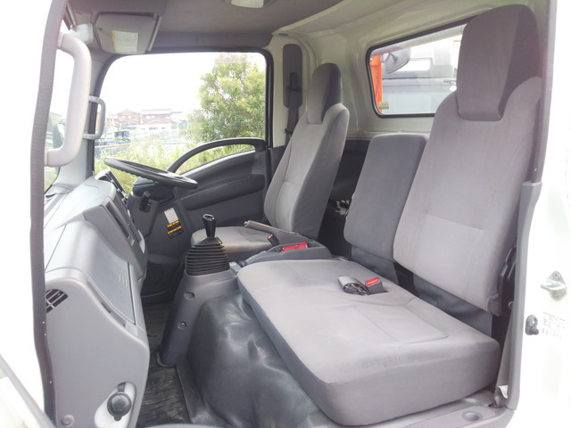 いすゞエルフセーフティローダー小型（2t・3t）[写真33]