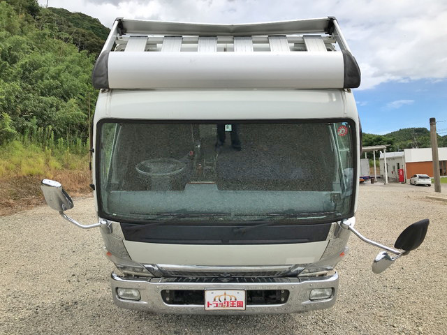 三菱ふそうキャンター平ボディ小型（2t・3t）[写真10]